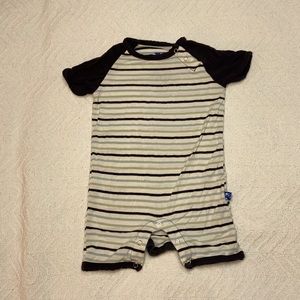 Kickee Pants 3-6m romper.